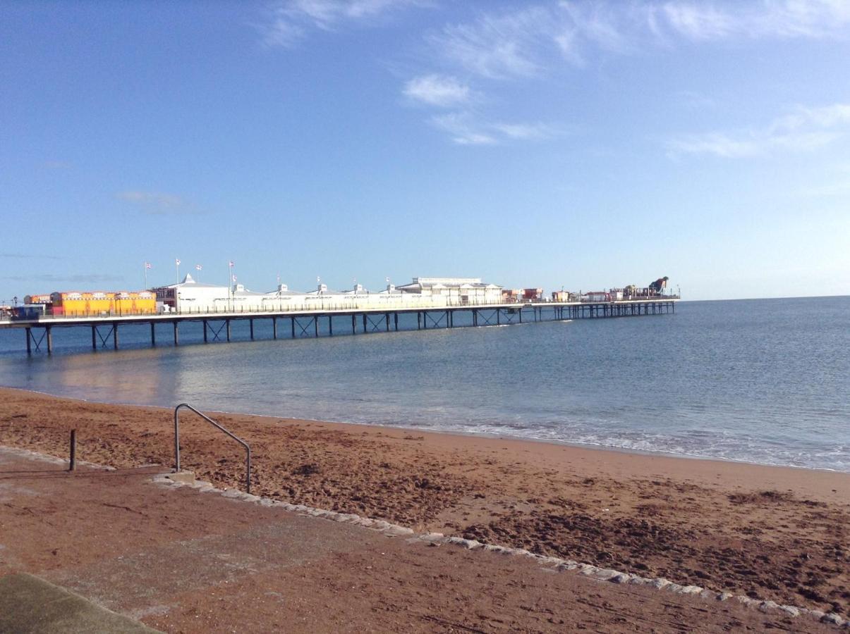 Barbie House ,Opposite The Beach & Paignton Pier , 2 Bedroom Apartment With Private Car Space & Garden , Free Access Next Door To The Stunning Ballet & Make Up School & A Beautiful Ladys Beauty Salon (Adults Only) Экстерьер фото